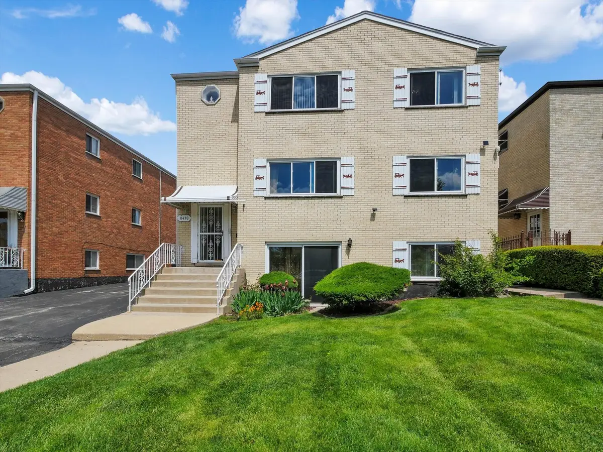 8430 W Oak Avenue, Niles, IL 60714 - #1