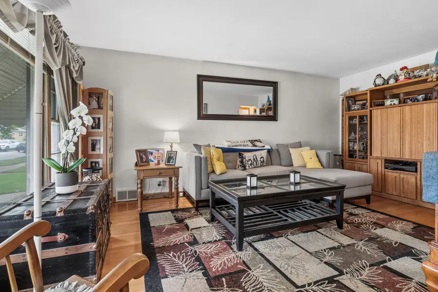 7535 N Octavia Avenue, Chicago, IL 60631 - #2