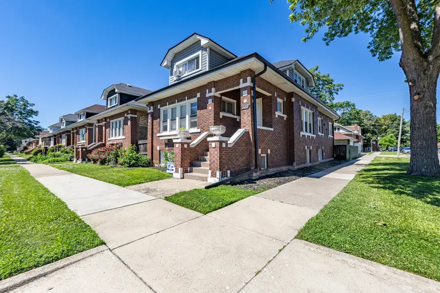 2402 East Avenue, Berwyn, IL 60402 - #2