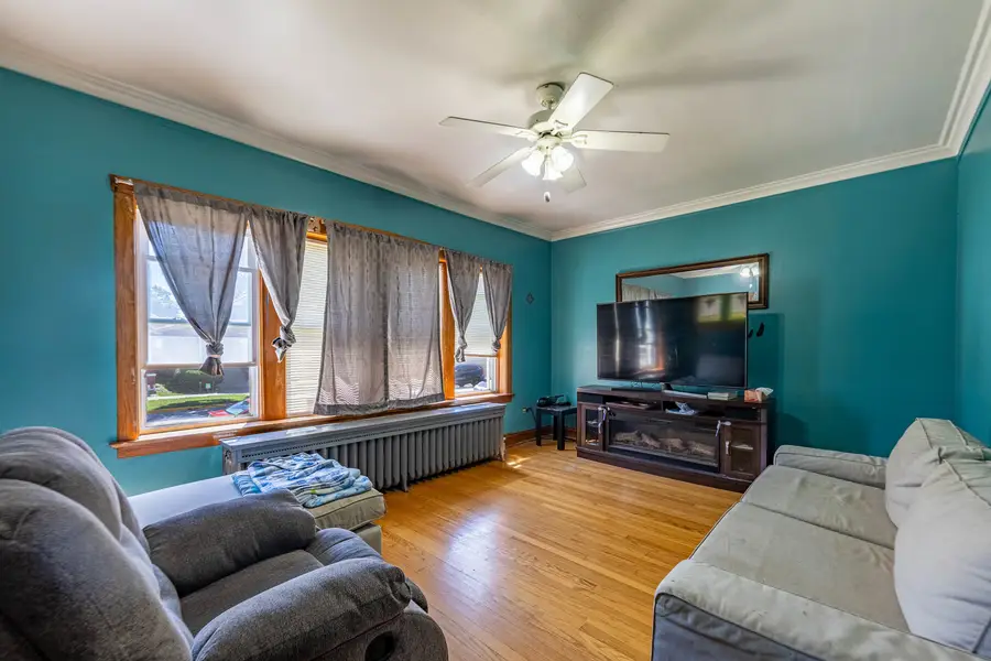 2402 East Avenue, Berwyn, IL 60402 - #3