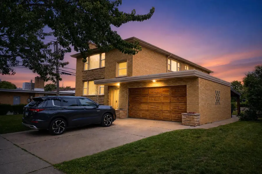7941 Karlov Avenue, Skokie, IL 60076 - #2