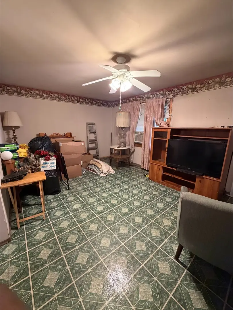 8620 S Baltimore Avenue, Chicago, IL 60617 - #3