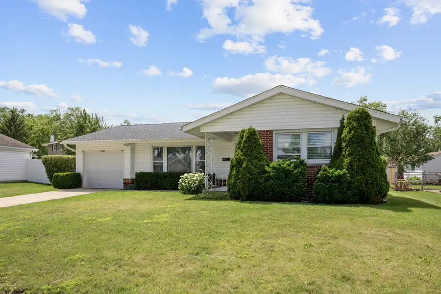 1116 Maple Lane, Elk Grove Village, IL 60007 - #3