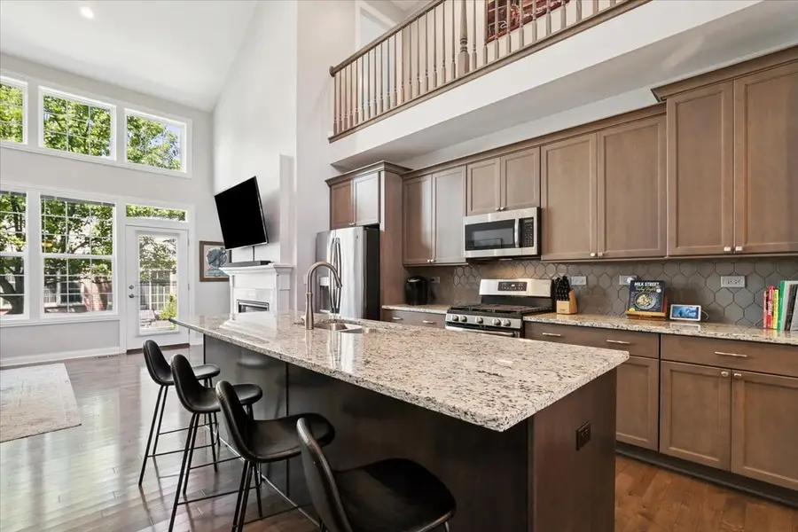 1814 Torrey Parkway, Libertyville, IL 60048 - #2