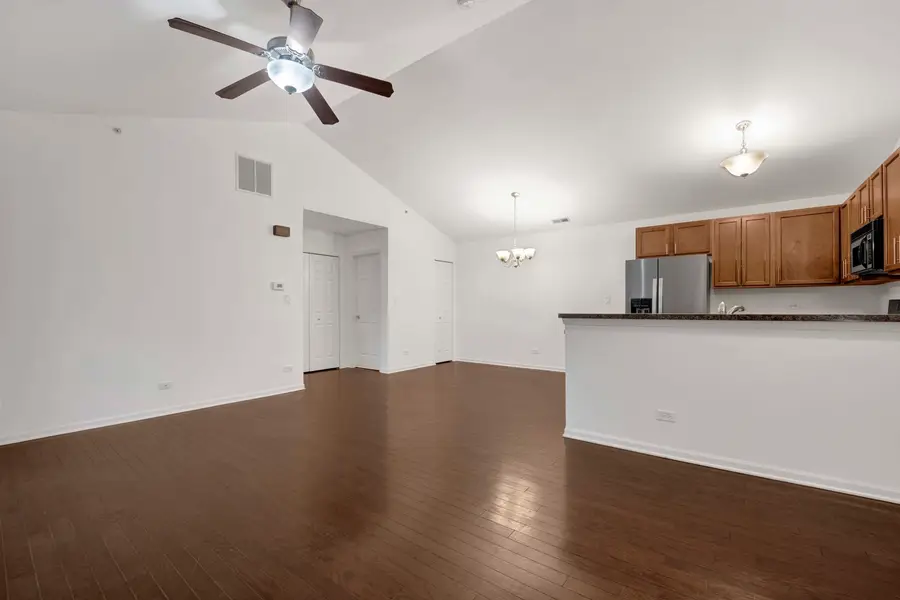 1038 Swift Road #2B, Glen Ellyn, IL 60137 - #3