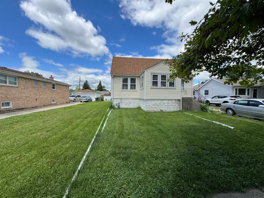 10024 Merrimac Avenue, Oak Lawn, IL 60453 - #3