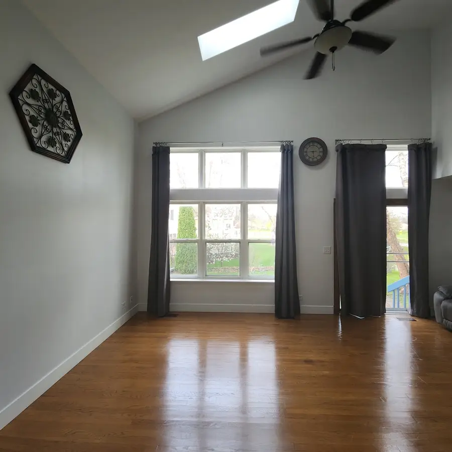 23 Linden Court, South Elgin, IL 60177 - #3