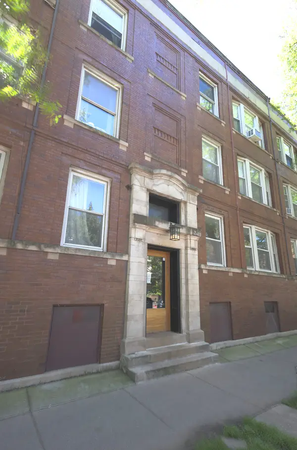 1057 W Berwyn Avenue #1, Chicago, IL 60640