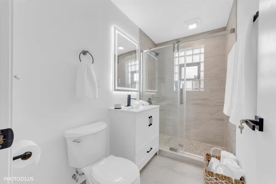 2112 Portsmouth Avenue, Westchester, IL 60154 - #3