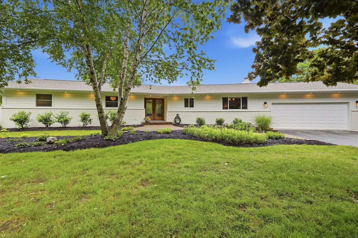 7288 S & D Road, Delavan, WI 53115 - #1