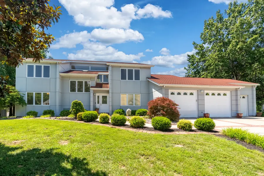 3201 Foxberry Circle, Carbondale, IL 62901 - #3