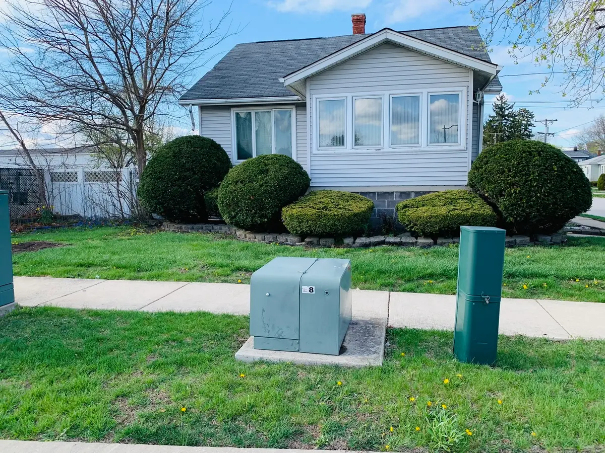 246 E 161st Place, South Holland, IL 60473 - #1