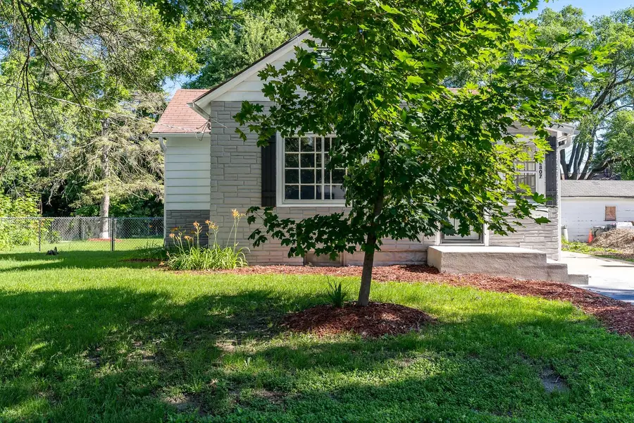2807 Yonge Street, Rockford, IL 61101 - #2