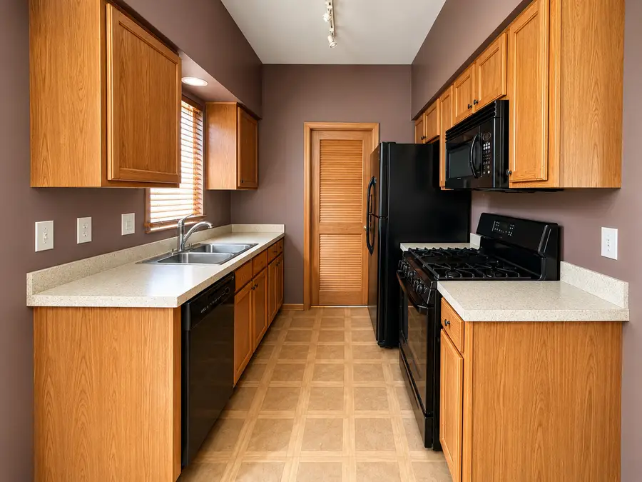 3126 Hoffman Street, Plano, IL 60545 - #2