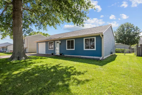 909 Ash Drive, Colona, IL 61241