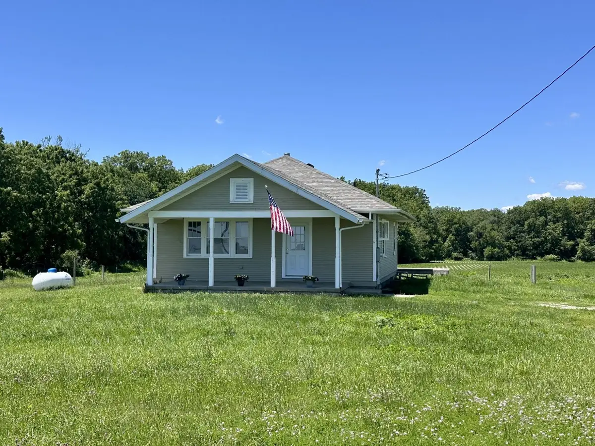 7637 1900 East Street, Tiskilwa, IL 61368 - #1