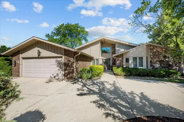 1426 Lorete Lane, Northbrook, IL 60062