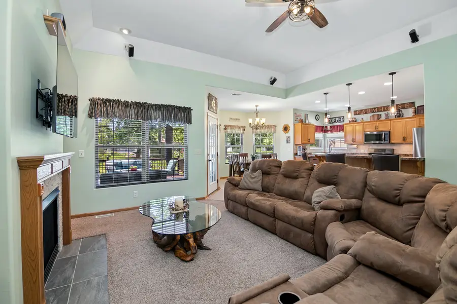 189 W Cermak Road, Braidwood, IL 60408 - #3