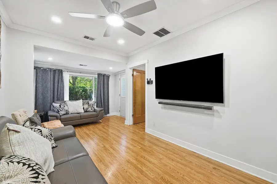 5523 N Neenah Avenue, Chicago, IL 60656 - #3