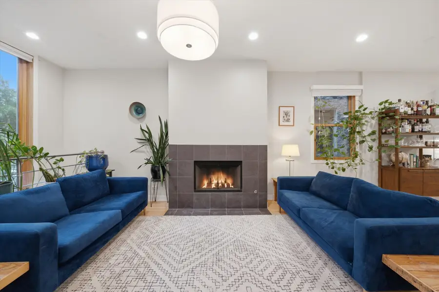 1054 N Hermitage Avenue #1, Chicago, IL 60622 - #3