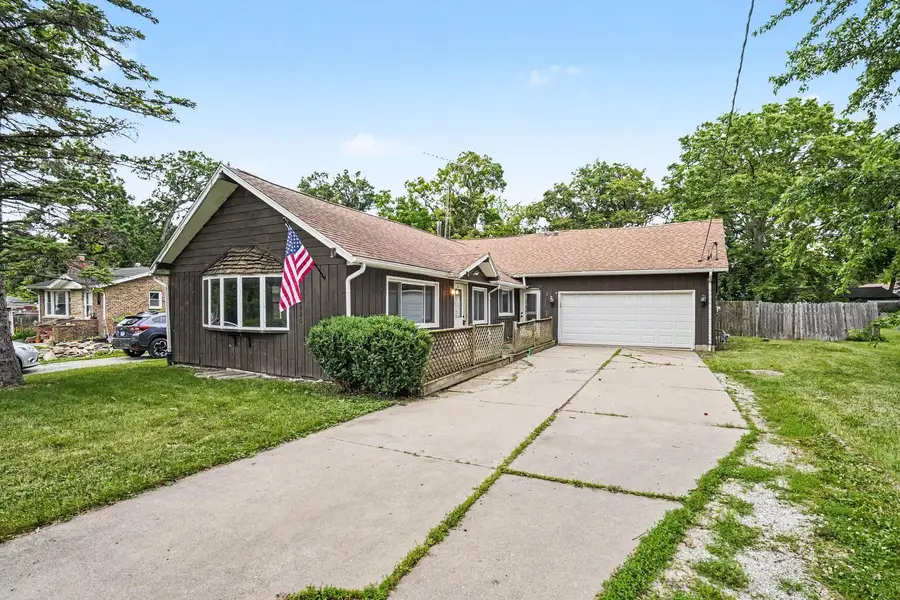 26330 W Grapevine Avenue, Antioch, IL 60002 - #2