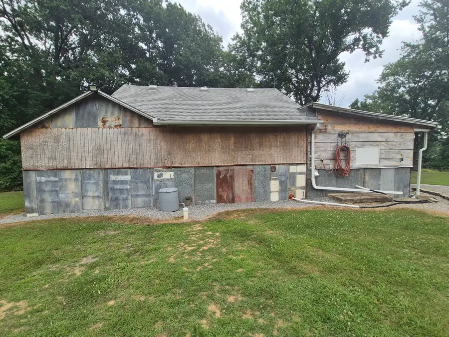 250 Lakeview Road, Galatia, IL 62935 - #2
