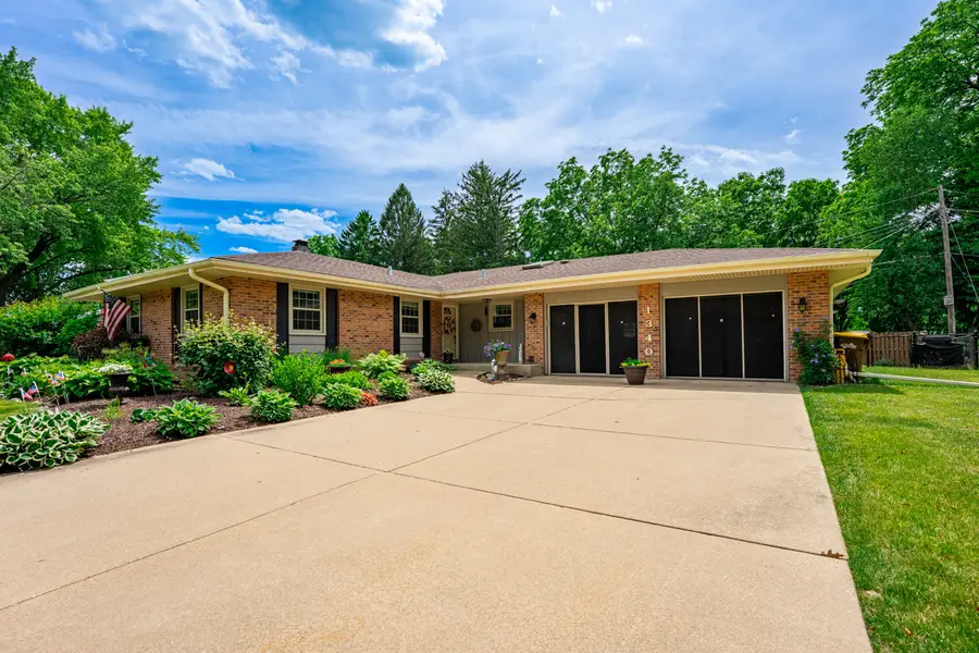 1340 Williamsburg Road, Rockford, IL 61107 - #2