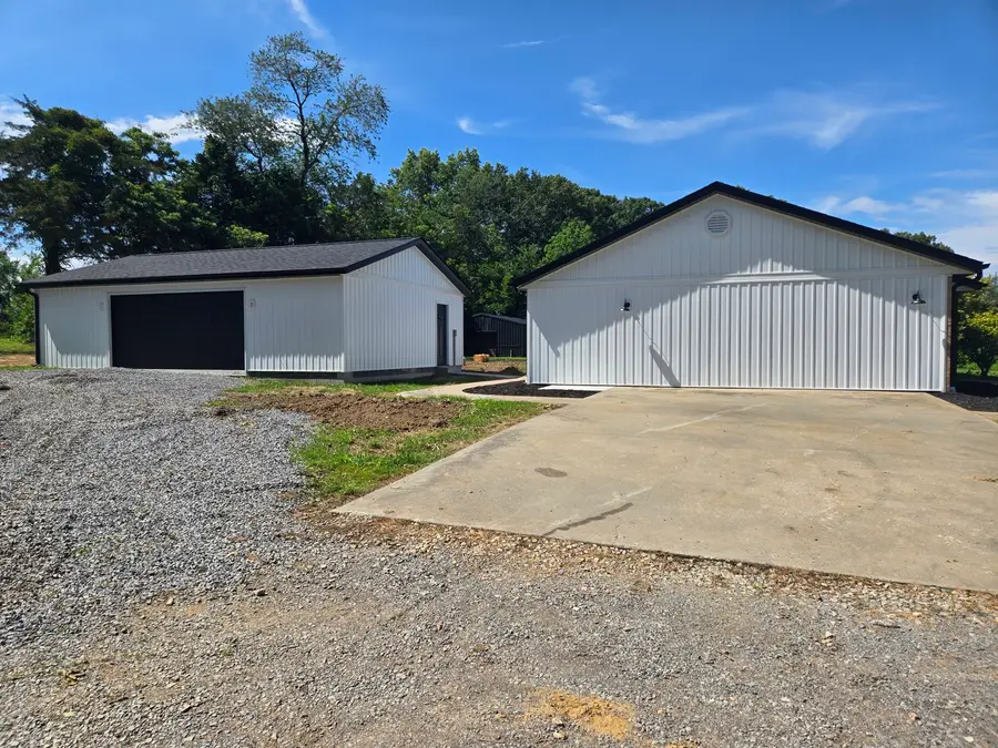 956 Auburn Lane Se, Goreville, IL 62939 - #3