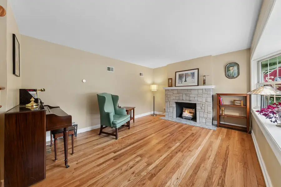 770 Highland Avenue, Glen Ellyn, IL 60137 - #3