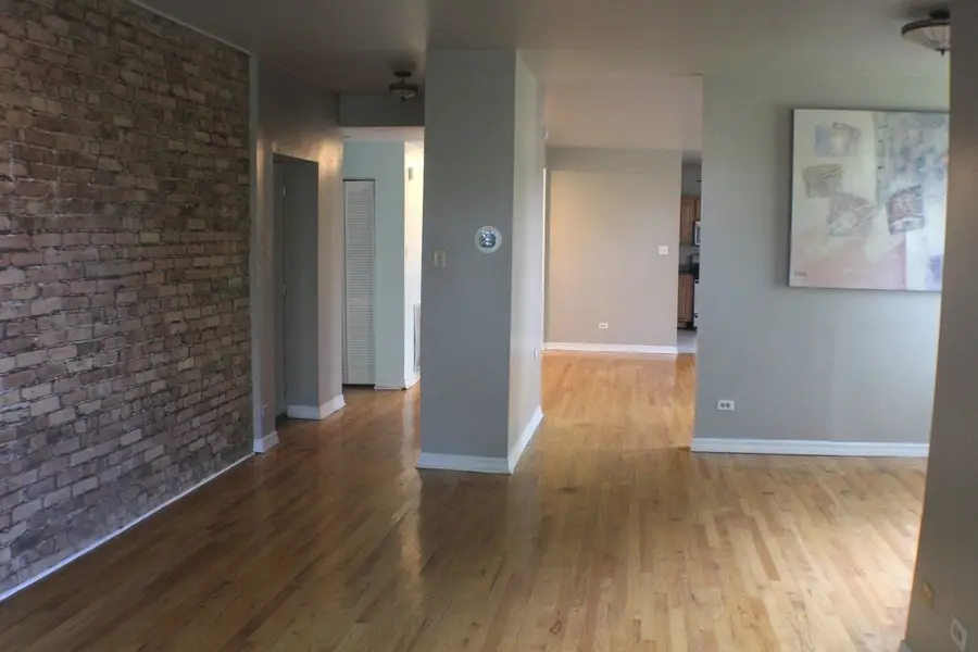6800 S Dante Avenue #3, Chicago, IL 60637 - #3