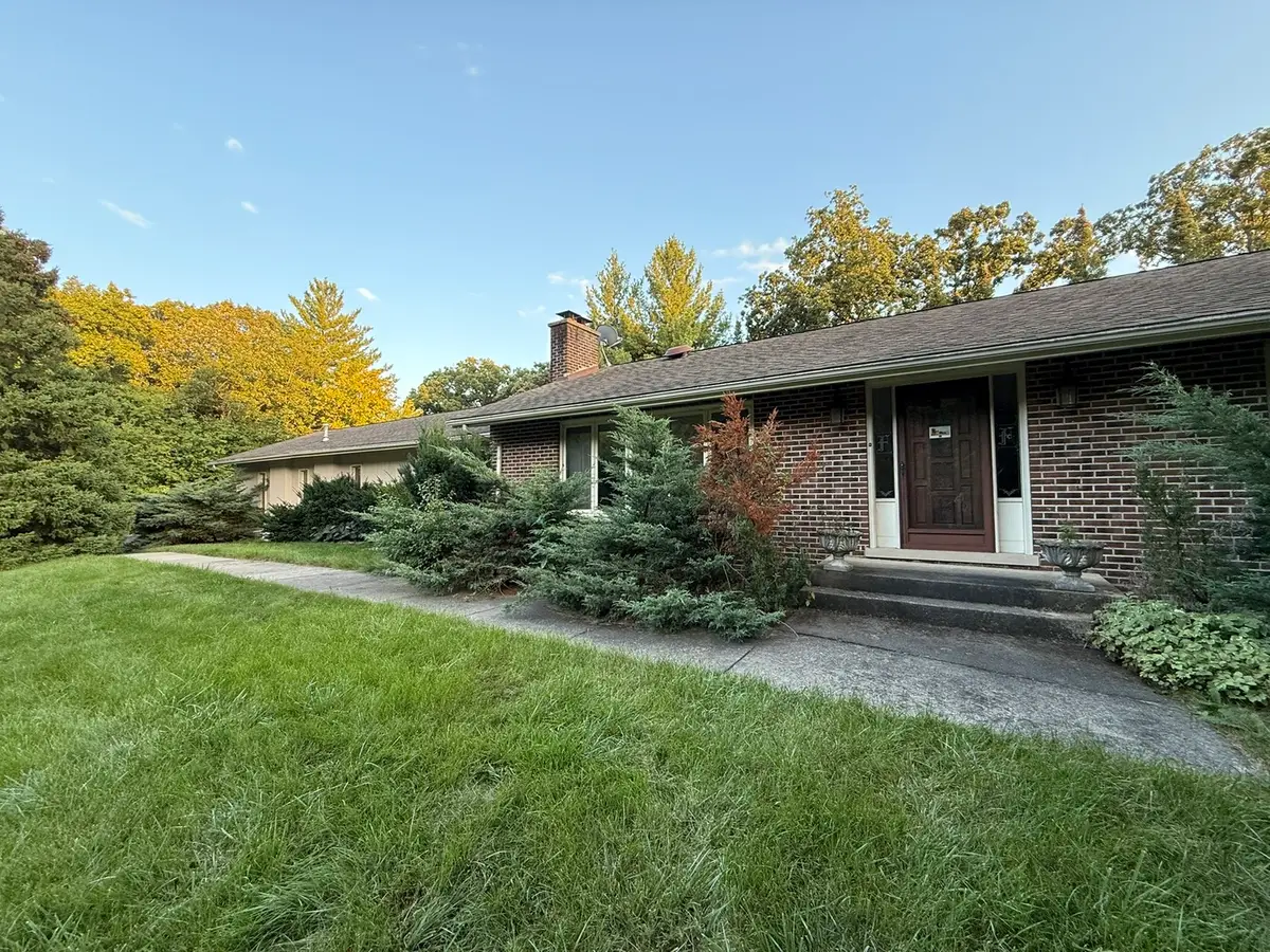 1842 Thomas Atkinson Road, Inverness, IL 60067 - #1