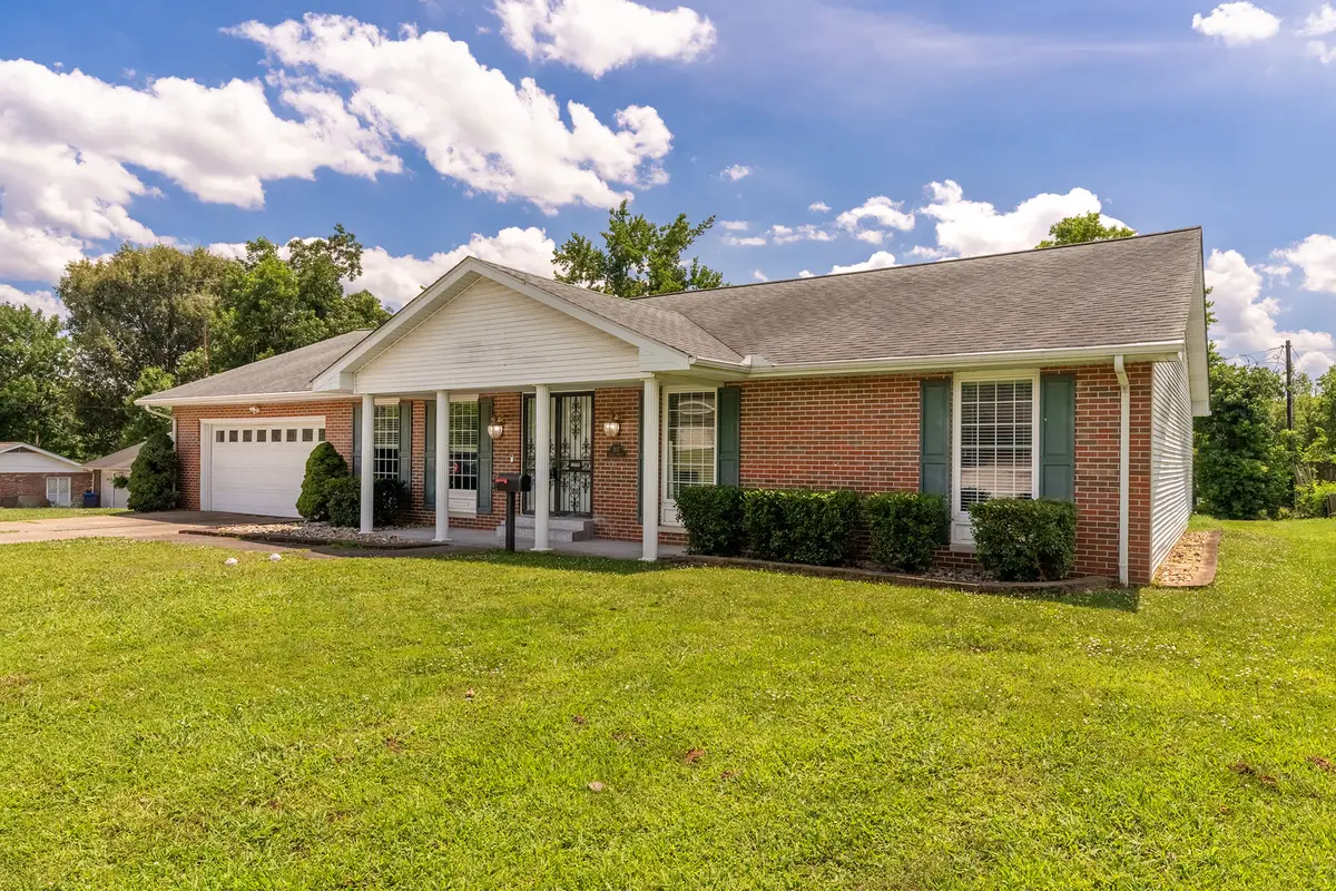 1817 State Street, Eldorado, IL 62930 - #1