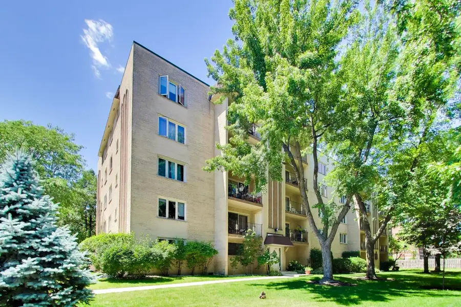 6430 W Belle Plaine Avenue #209, Chicago, IL 60634 - #3