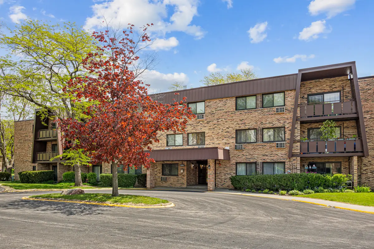 2604 N Windsor Drive #207, Arlington Heights, IL 60004 - #1
