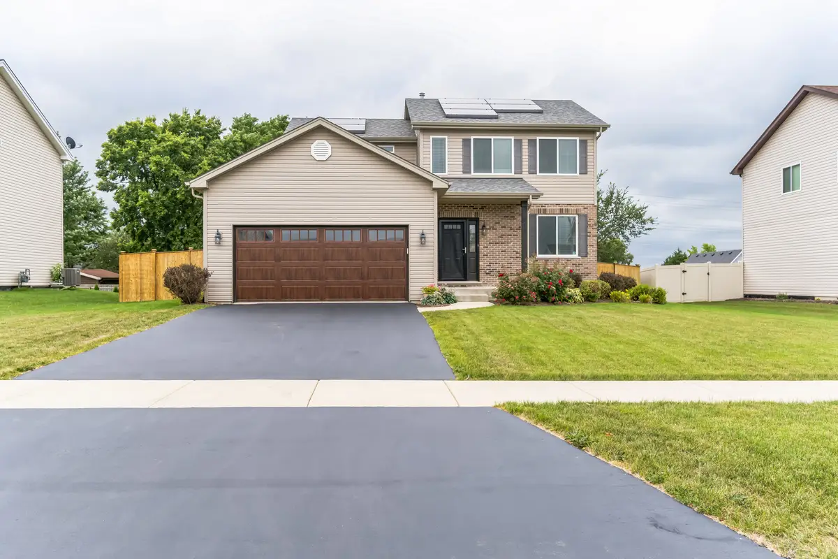 615 Camellia Avenue, Aurora, IL 60505 - #1