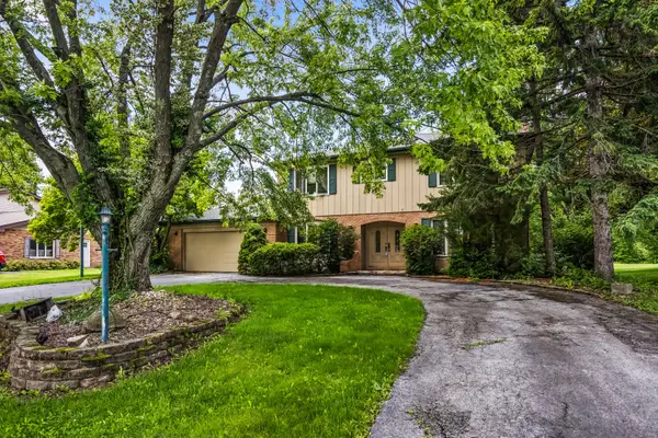 24656 S Willow Brook Trail, Crete, IL 60417