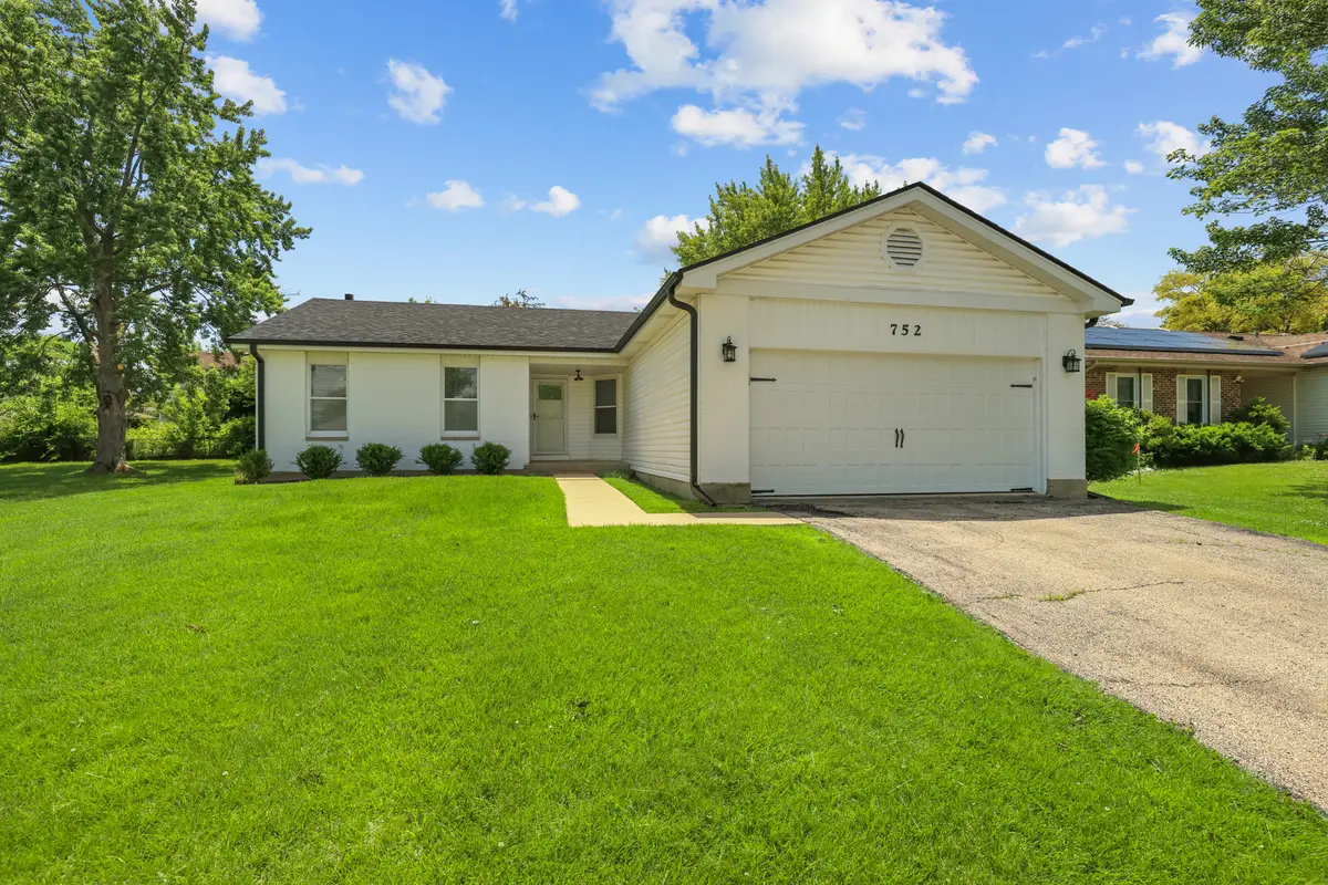 752 N Brookdale Drive, Schaumburg, IL 60194 - #1