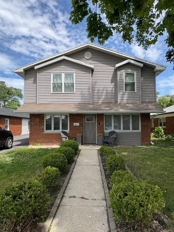 11555 S Sacramento Drive, Merrionette Park, IL 60803