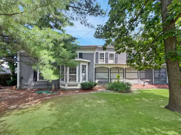 518 E 10th Street, Lockport, IL 60441