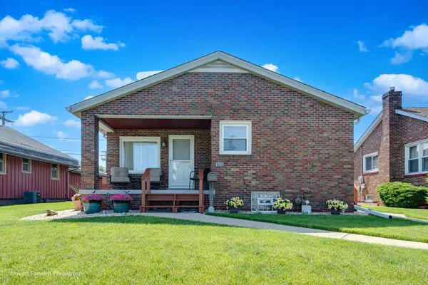 1703 Cora Street, Crest Hill, IL 60403