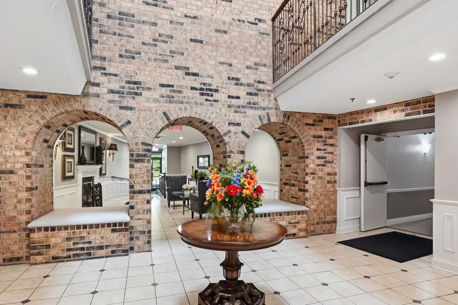 501 Lake Hinsdale Drive #408, Willowbrook, IL 60527 - #2