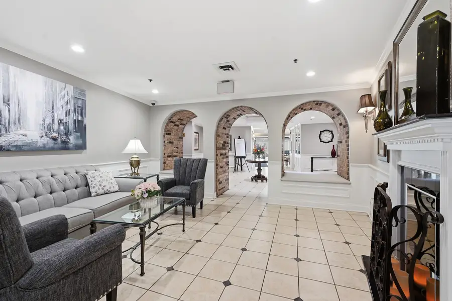 501 Lake Hinsdale Drive #408, Willowbrook, IL 60527 - #3