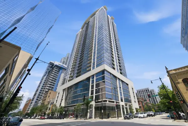 100 E 14th Street #1403, Chicago, IL 60605