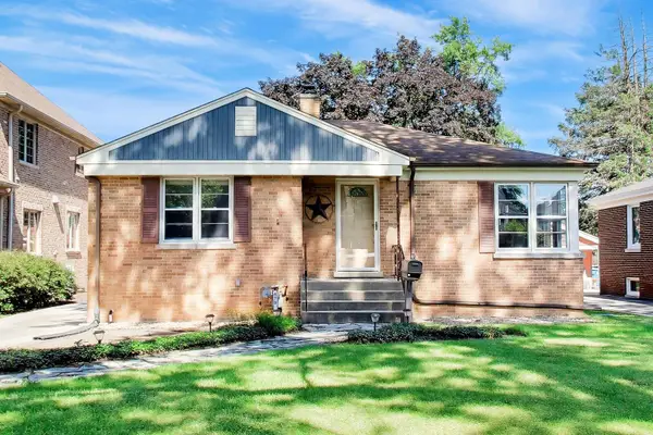 479 N Elm Avenue, Elmhurst, IL 60126