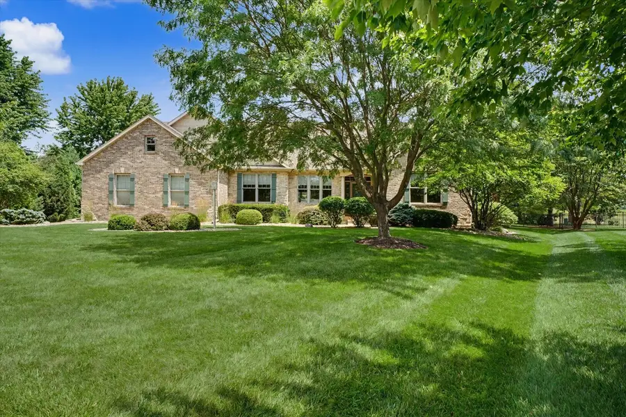 4714 Chestnut Grove Drive, Champaign, IL 61822 - #3