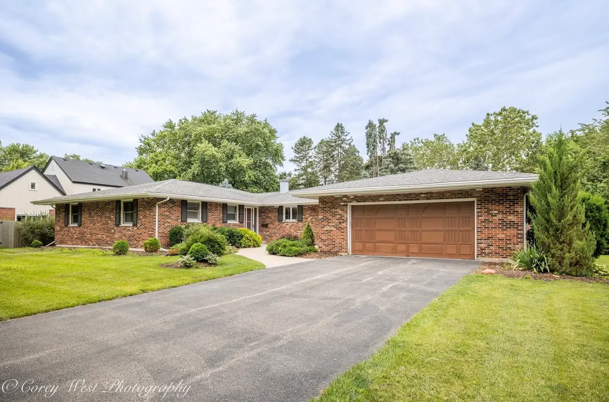 3 Golfview Place, Dekalb, IL 60115 - #1