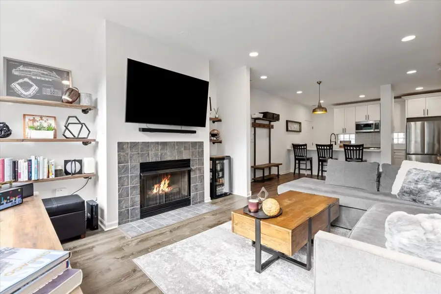 1245 N Orleans Street #902, Chicago, IL 60610 - #3