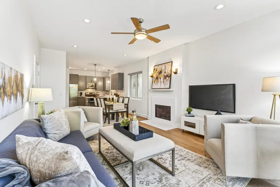 1330 W Hubbard Street #2, Chicago, IL 60642 - #3