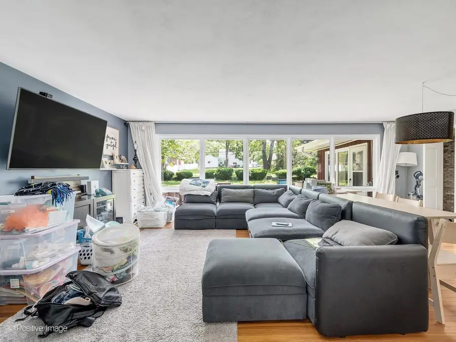 1912 E Willow Avenue, Wheaton, IL 60187 - #3