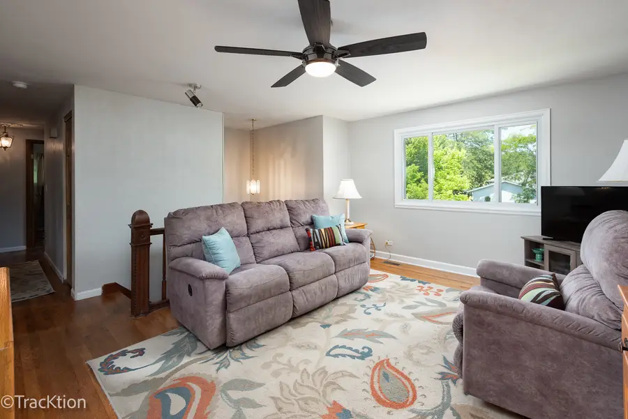 1701 Hartmann Drive, Schaumburg, IL 60193 - #3